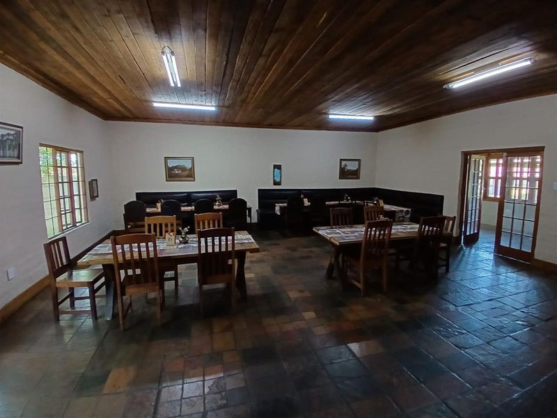 Guest House For Sale in Memel - Photo 10