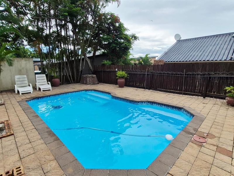 3 Bedroom, 2 Bathroom investment unit for sale in St Lucia! - Photo 1