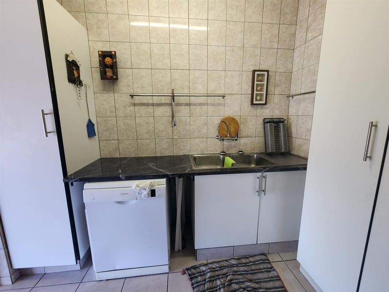 Townhouse For Sale in Arboretum , Richards Bay, KwaZulu Natal - Photo 8