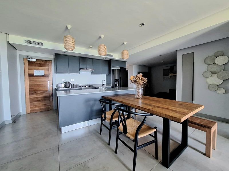 Fully Furnished Corner 3Bed, 3Bath Apartment with 180° Sea Views in Umhlanga - Photo 7