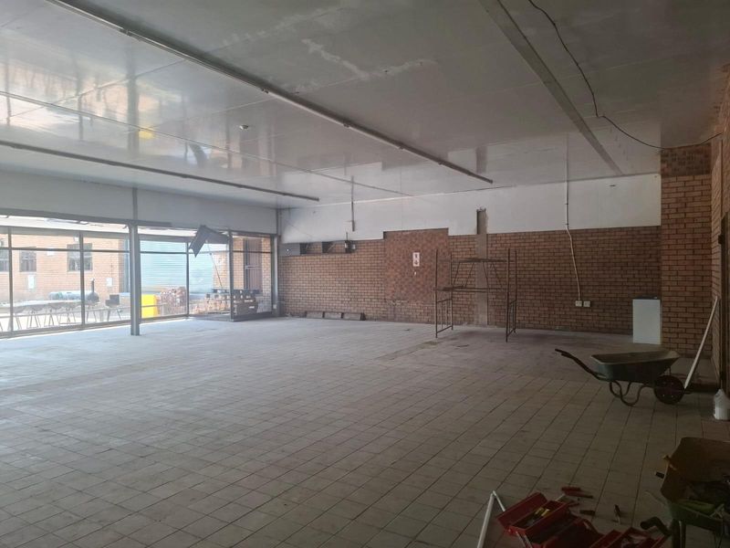 Commercial space To Let - Photo 4