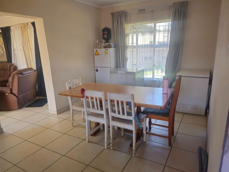 House For Sale in Tasbet Park Ext 1, Emalahleni Mpumalanga - Photo 4