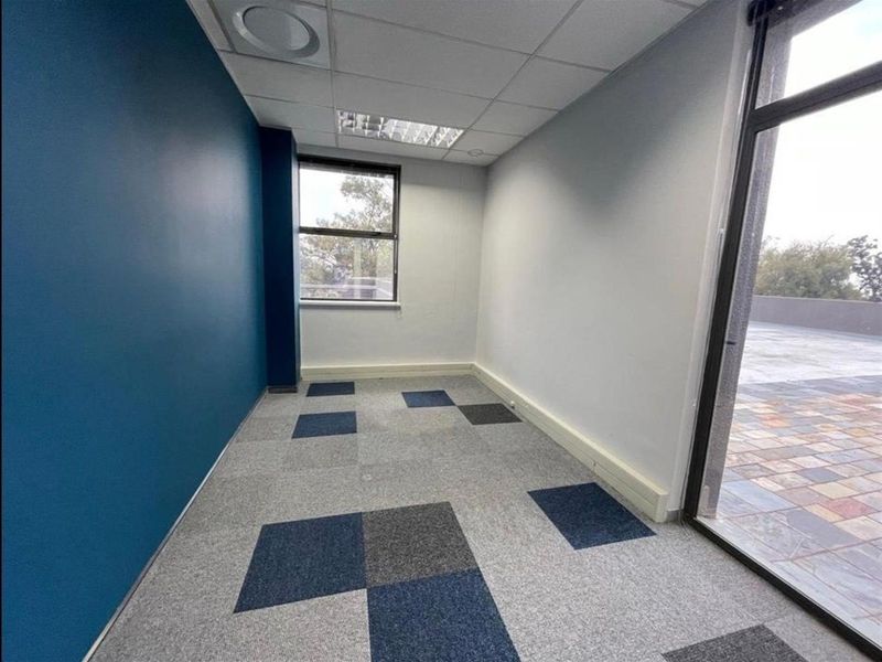 Commercial Property For Sale in Parktown, Johannesburg - Photo 3