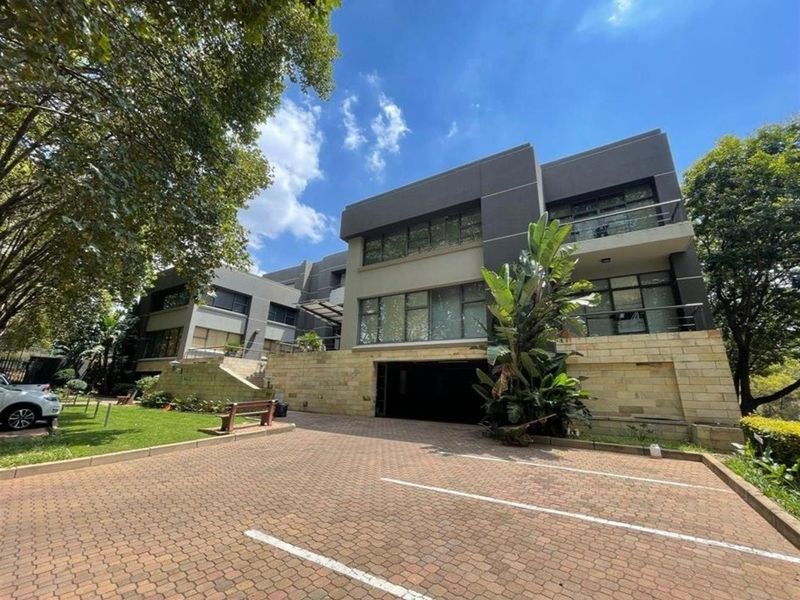 Commercial Property For Sale in Parktown, Johannesburg - Photo 2