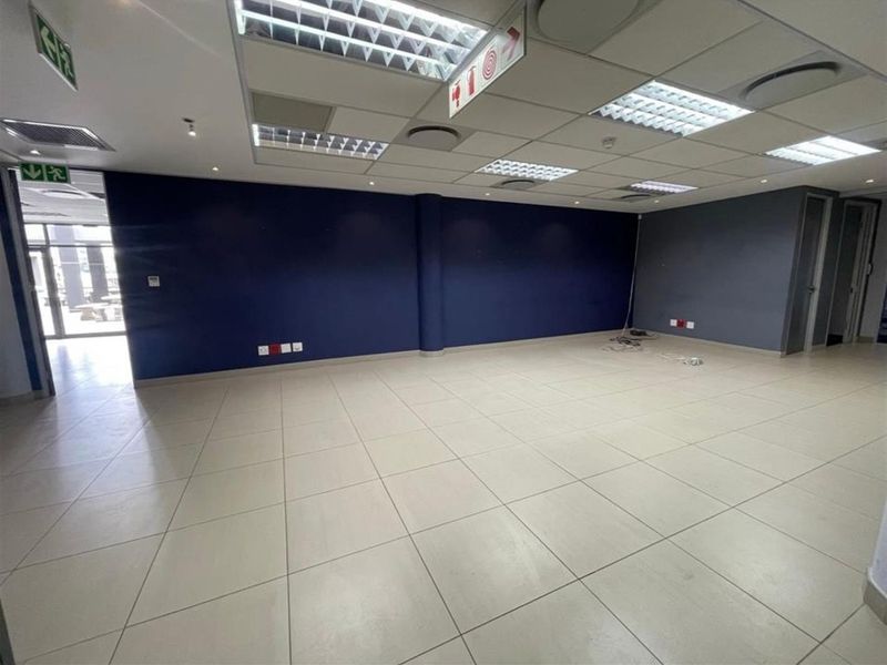 Commercial Property For Sale in Parktown, Johannesburg - Photo 10
