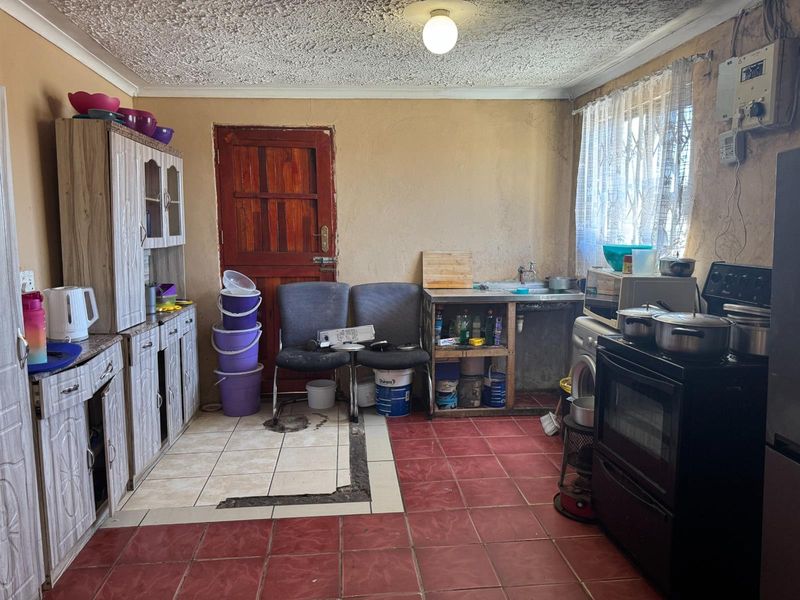 Spacious 2 Bedroom Home For Sale in Delft - Photo 8