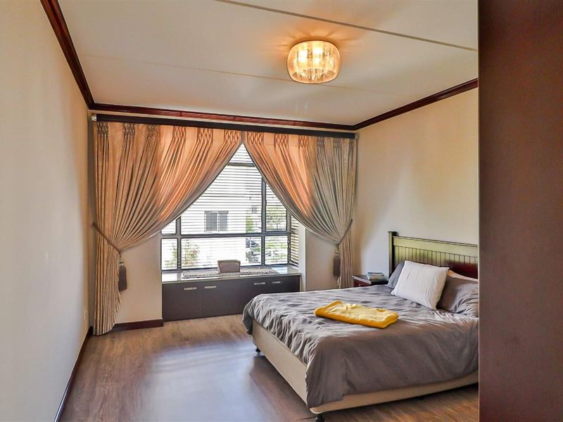 Your Private Oasis of Comfort and Elegance - Photo 5