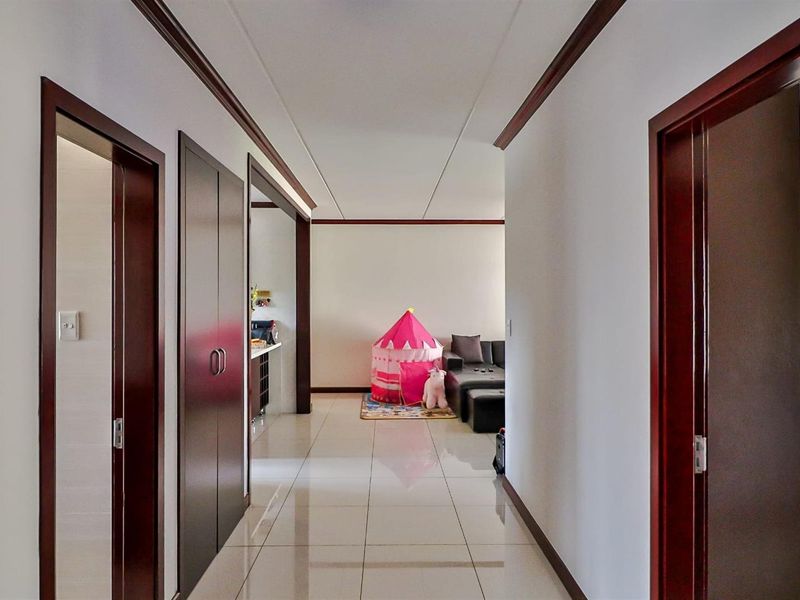 Your Private Oasis of Comfort and Elegance - Photo 8