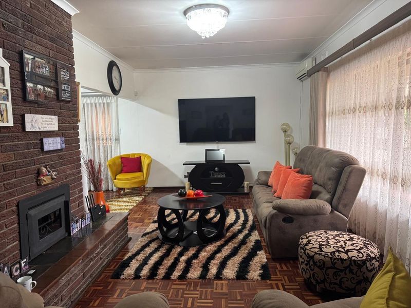 Investment Property Near DUT Scottsville Campus, Wensleydale, KZN - Photo 2