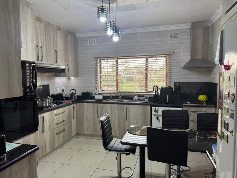 Investment Property Near DUT Scottsville Campus, Wensleydale, KZN - Photo 5