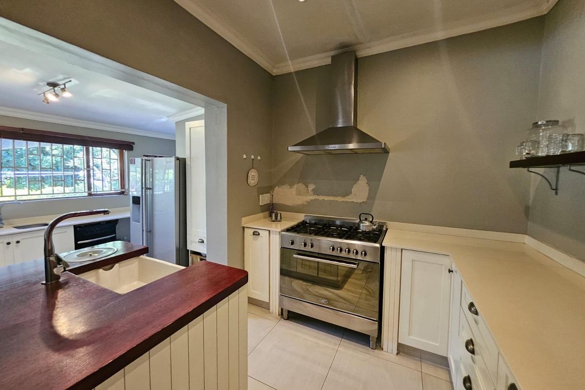 House For Sale in Athlone Park, Amanzimtoti, KwaZulu Natal - Photo 3