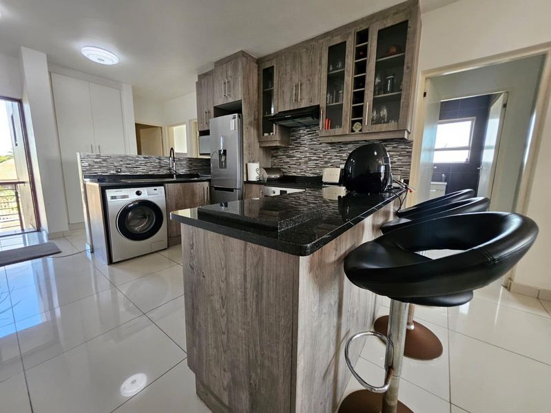 House For Sale in Warner Beach, Kingsburgh, KwaZulu Natal - Photo 3