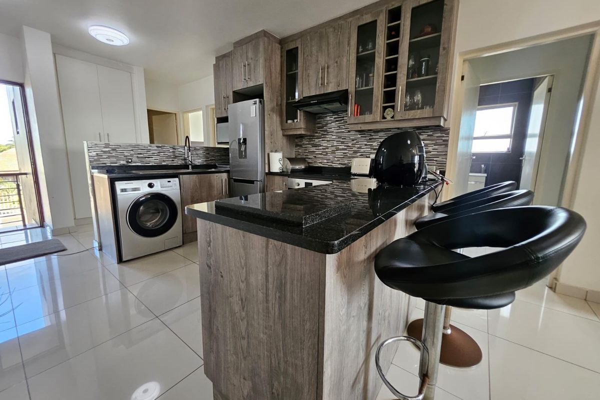 House For Sale in Warner Beach, Kingsburgh, KwaZulu Natal - Photo 3