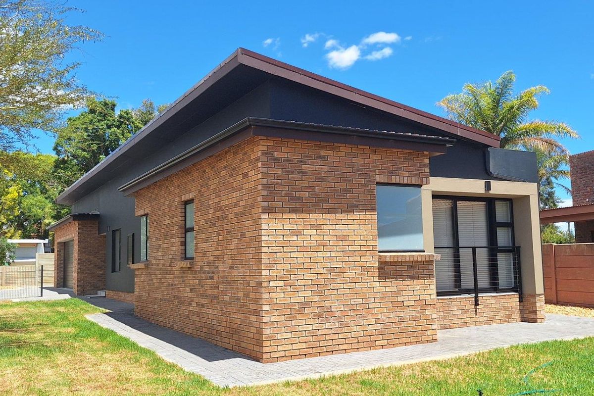 House For Sale in Riversdale - Photo 3