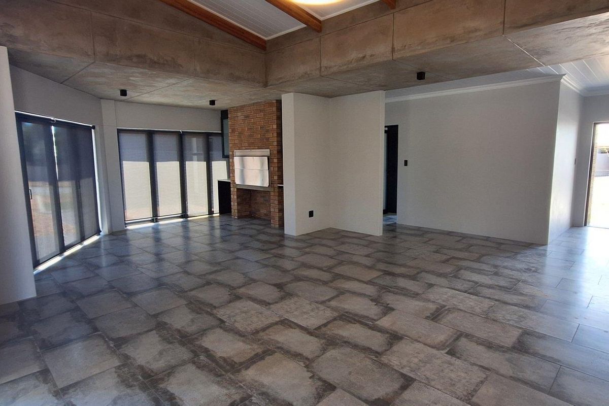 House For Sale in Riversdale - Photo 4