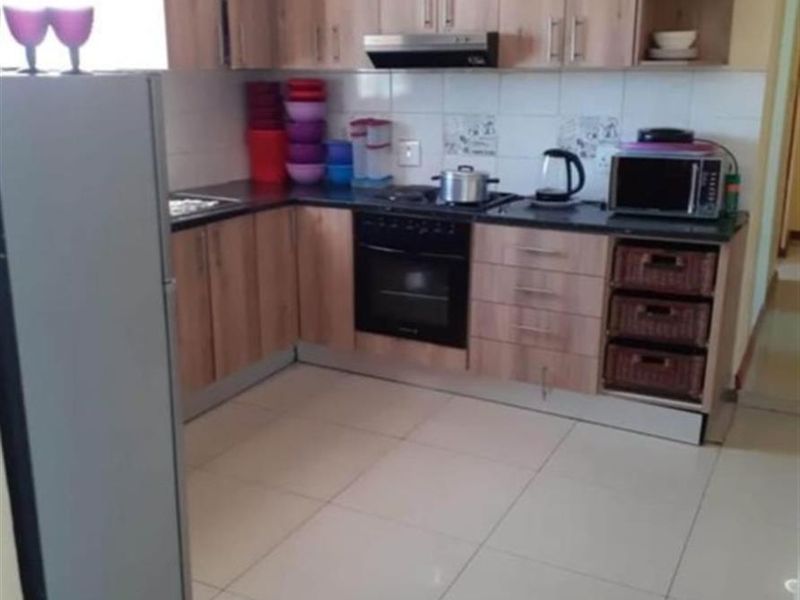 House For Sale in Samora Machel, Philippi. - Photo 10