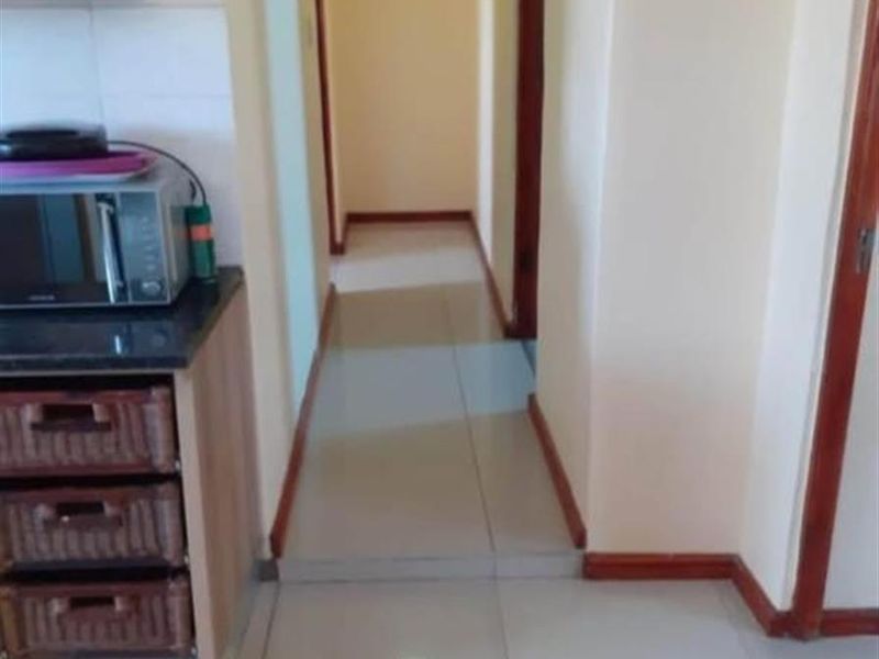 House For Sale in Samora Machel, Philippi. - Photo 3