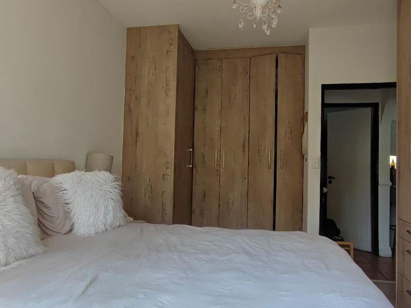 1-Bedroom Garden Apartment in River Club - Photo 9