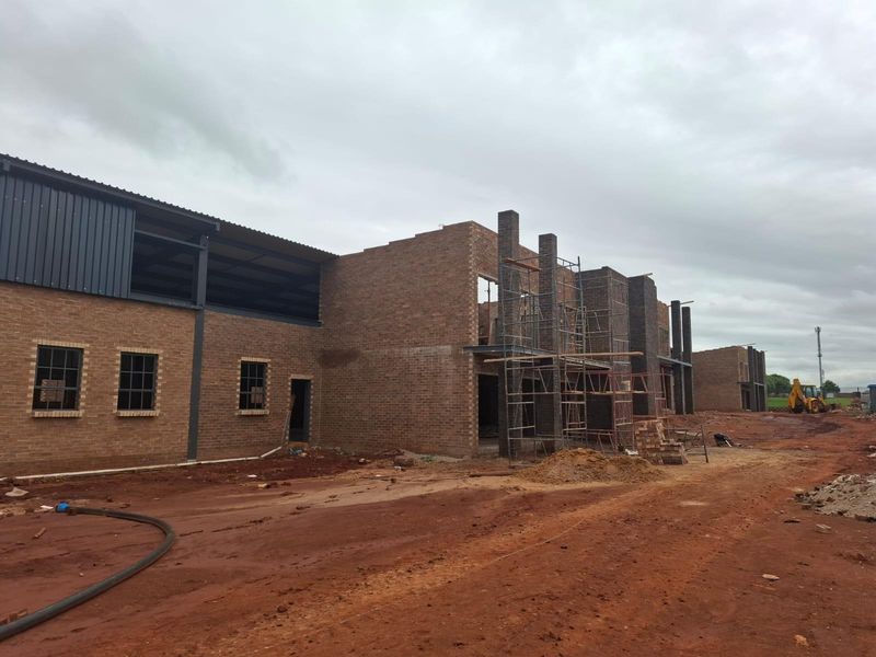 Commercial Property To Rent in Vaalbank, Middelburg - Photo 9