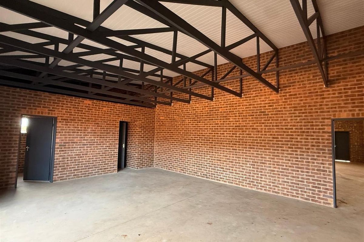 Commercial Property To Rent in Vaalbank, Middelburg - Photo 2