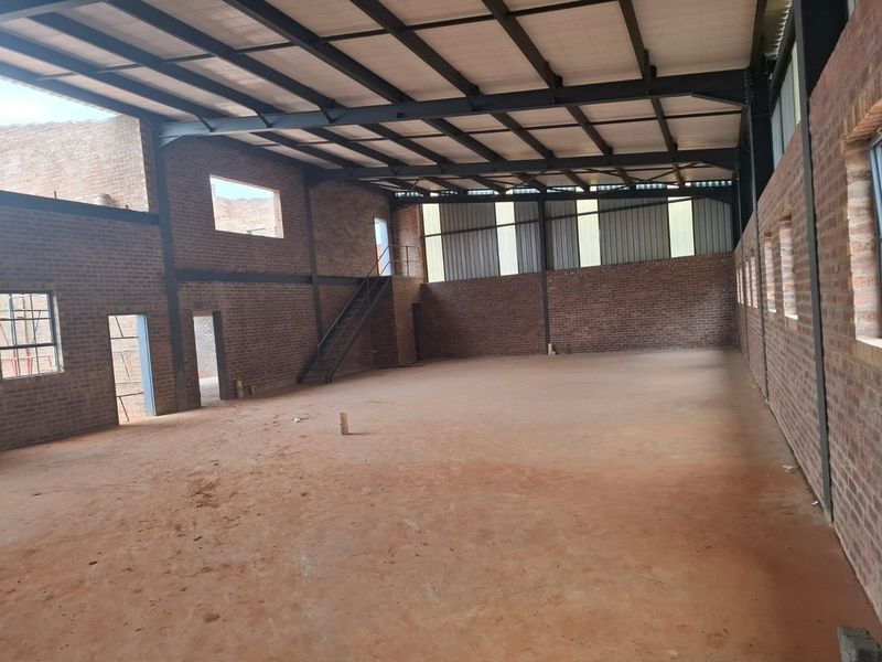 Commercial Property To Rent in Vaalbank, Middelburg - Photo 5