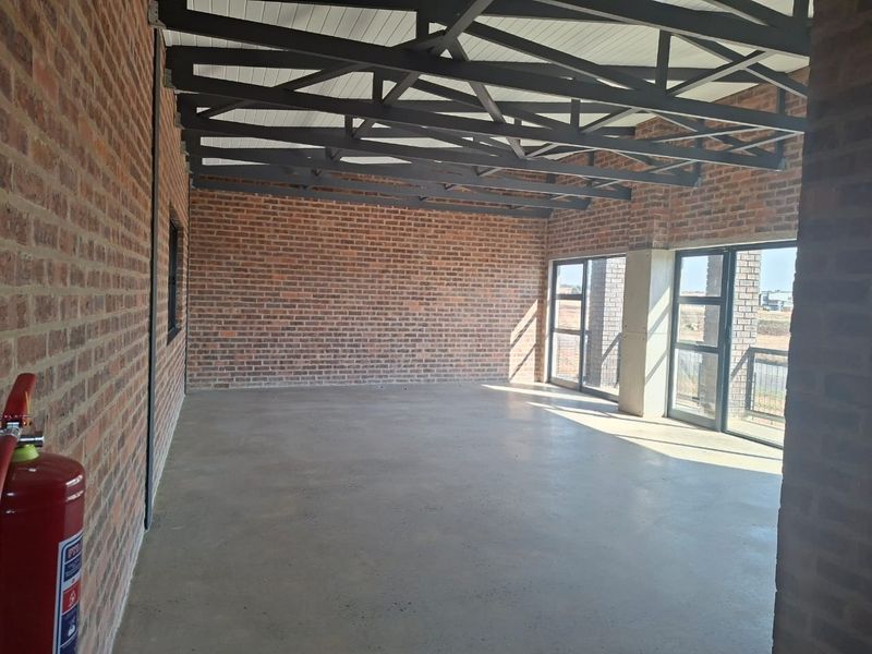 Commercial Property To Rent in Vaalbank, Middelburg - Photo 9