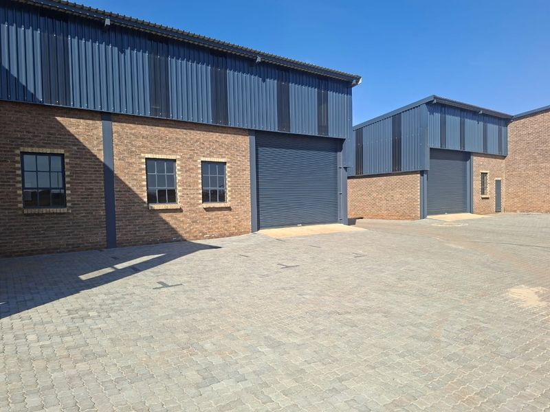 Commercial Property To Rent in Vaalbank, Middelburg - Photo 2