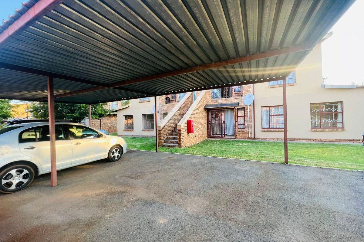 Apartment For Sale in Bonanne, Vanderbijlpark - Photo 4