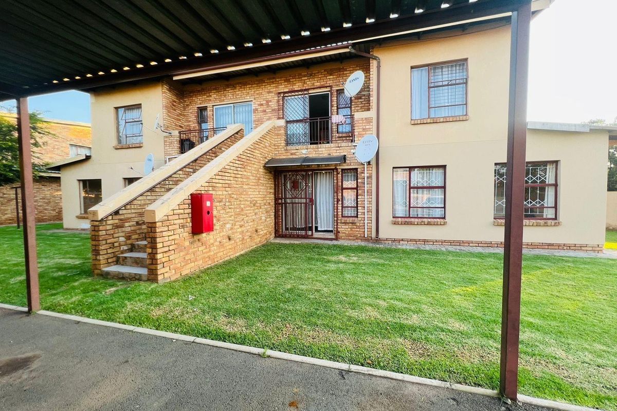 Apartment For Sale in Bonanne, Vanderbijlpark - Photo 5