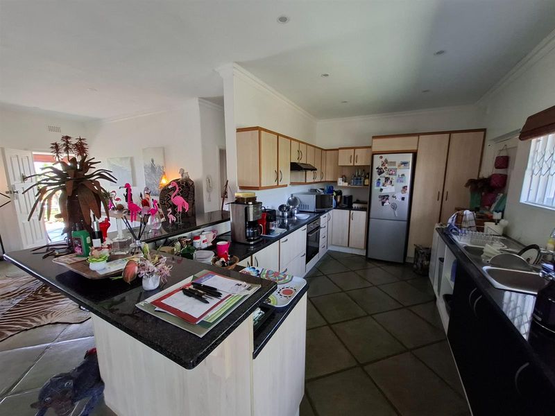 House For Sale in Shelly Beach, Margate, KwaZulu Natal - Photo 6