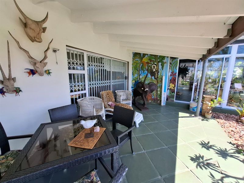 House For Sale in Shelly Beach, Margate, KwaZulu Natal - Photo 3