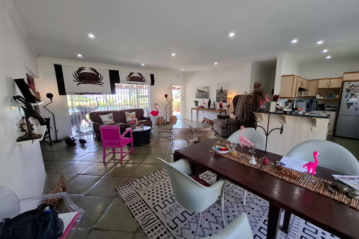 House For Sale in Shelly Beach, Margate, KwaZulu Natal - Photo 4