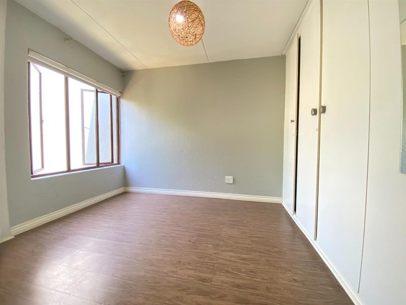 Apartment For Sale in Morningside, Sandton - Photo 5