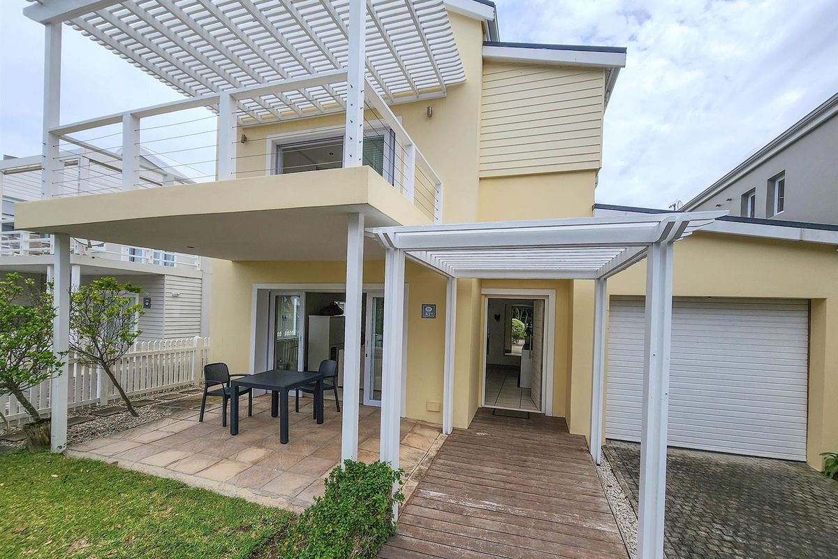 3 Bedroom house on Thesen Island, near water, well located. - Photo 2