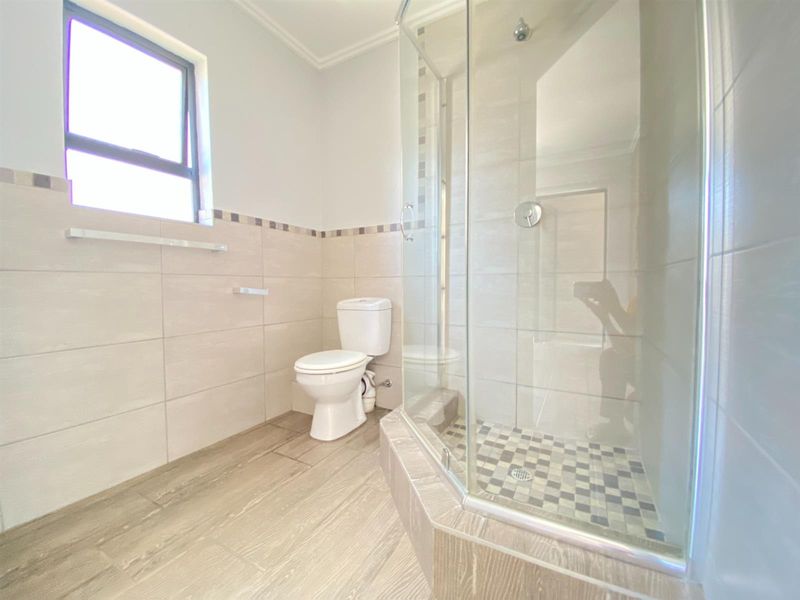 Apartment For Sale in Edenvale - Photo 4