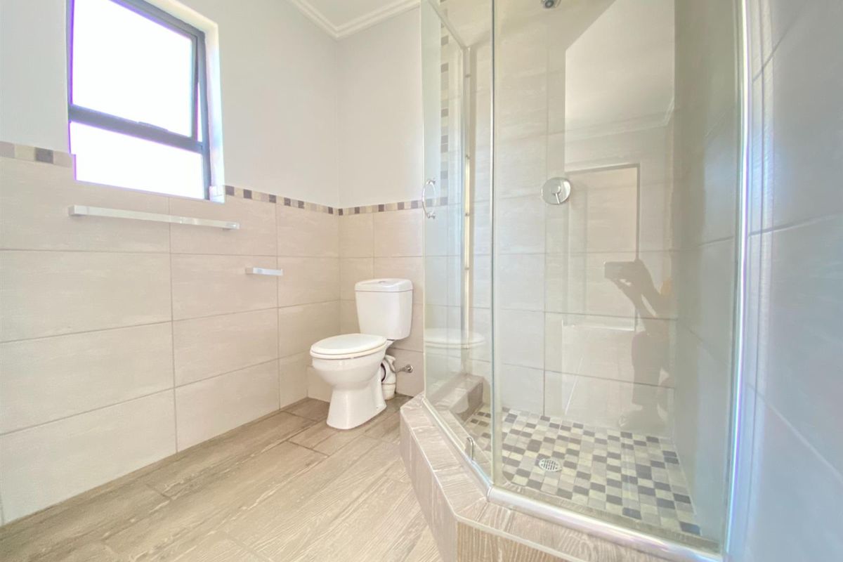 Apartment For Sale in Edenvale - Photo 4