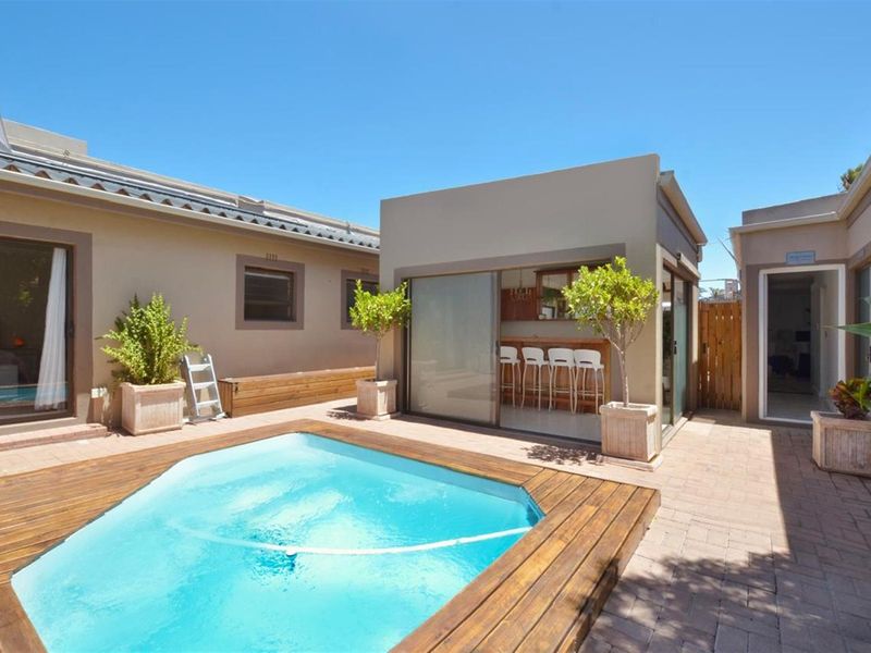 Rare Absolute Beachfront 7 Suite Beach House with Spa - Direct Beach Access - Photo 9