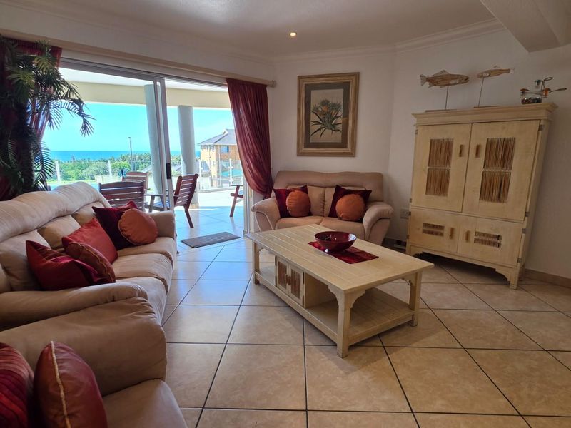 Spectacular Spacious 3 bedroom, two bathroom Beachfront Apartment on the Uvongo Beachfront - Photo 4