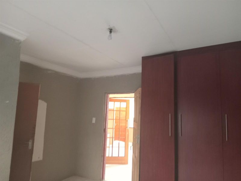 House For Sale at Seshego zone 5 - Photo 7