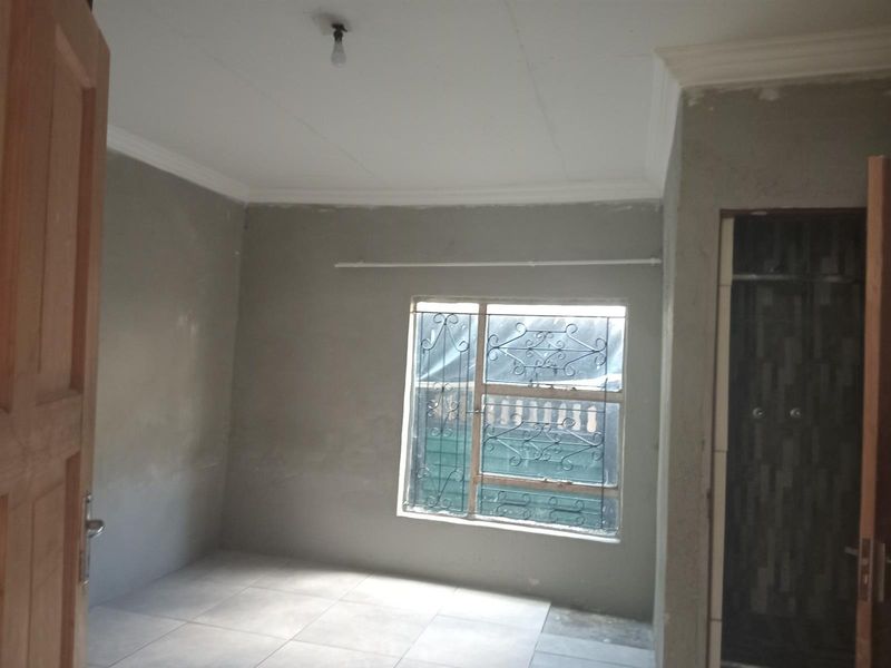 House For Sale at Seshego zone 5 - Photo 5