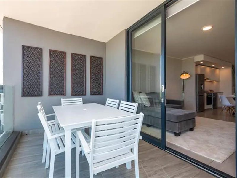 Stunning Seaviews! 2 Bedroom Fully furnished Modern apartment at Sibaya Precinct - Photo 5