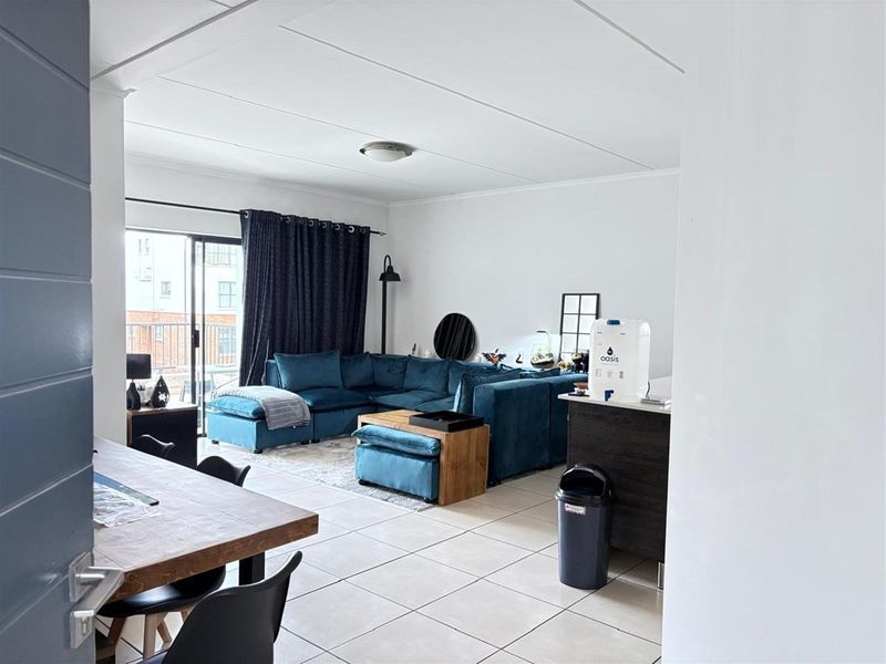 Apartment For Sale in Olivedale, Randburg - Photo 9