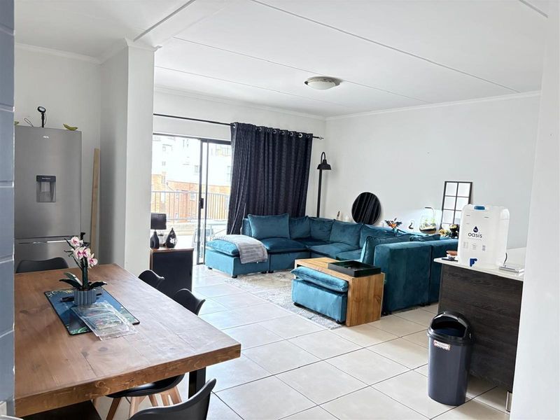Apartment For Sale in Olivedale, Randburg - Photo 4