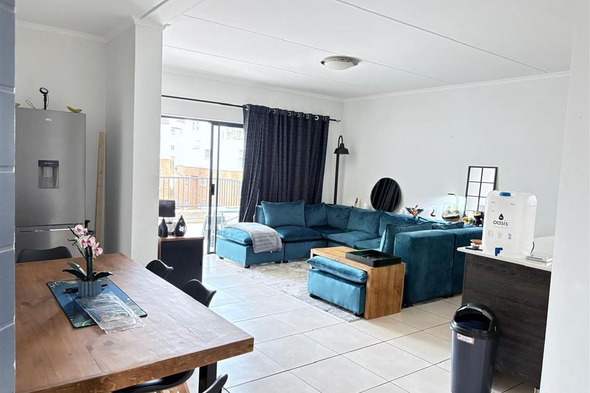 Apartment For Sale in Olivedale, Randburg - Photo 4