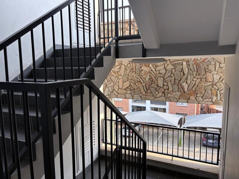 Apartment For Sale in Olivedale, Randburg - Photo 6