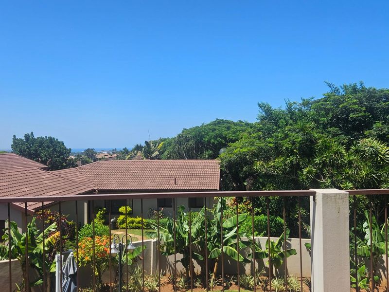 Stylish Four-Bedroom Coastal Home Close to Ballito’s Beaches and Amenities - Photo 6