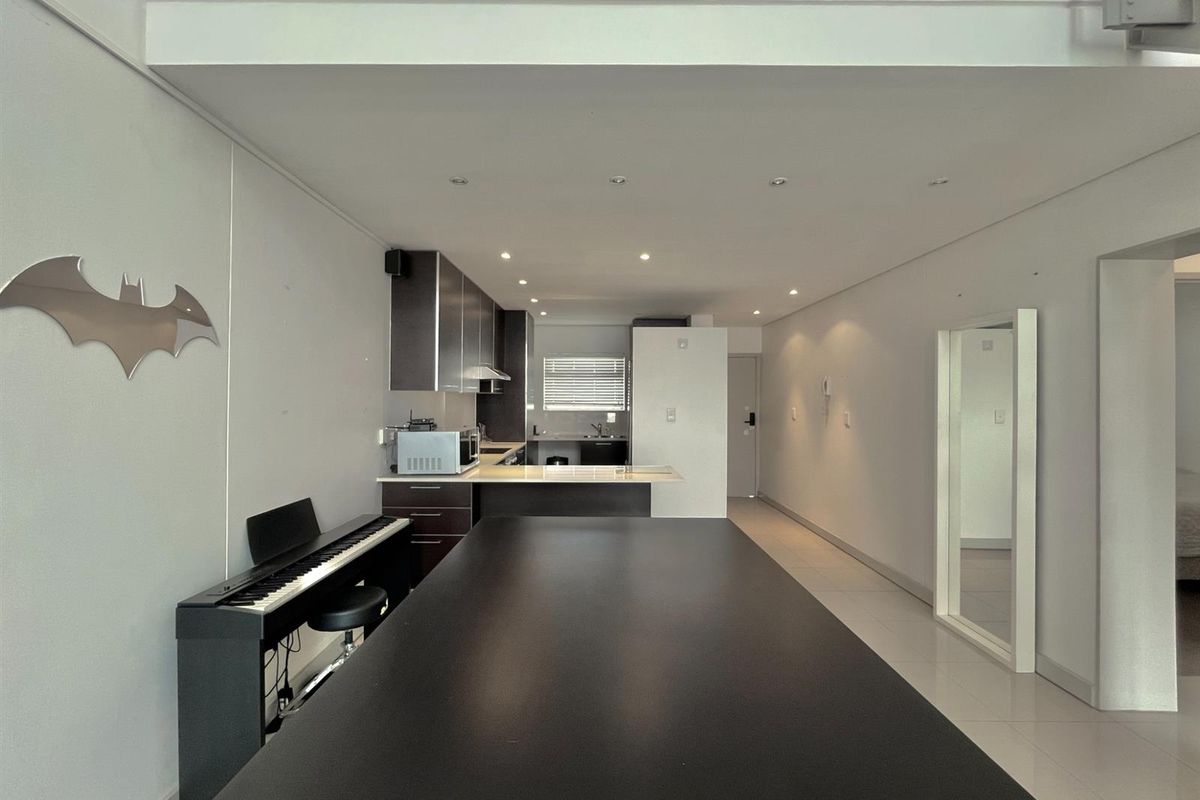 North-Facing Penthouse Perfection at The Quadrant - Photo 4