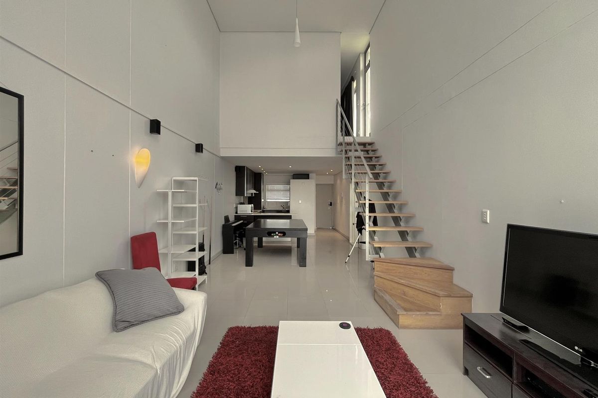 North-Facing Penthouse Perfection at The Quadrant - Photo 3