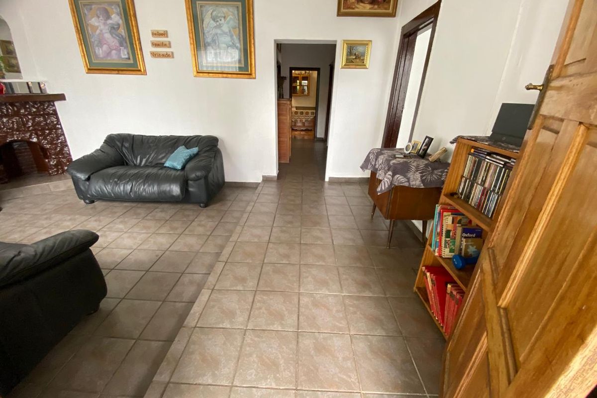 Extended Family Home or Investors Dream For sale in Brakpan - Photo 5