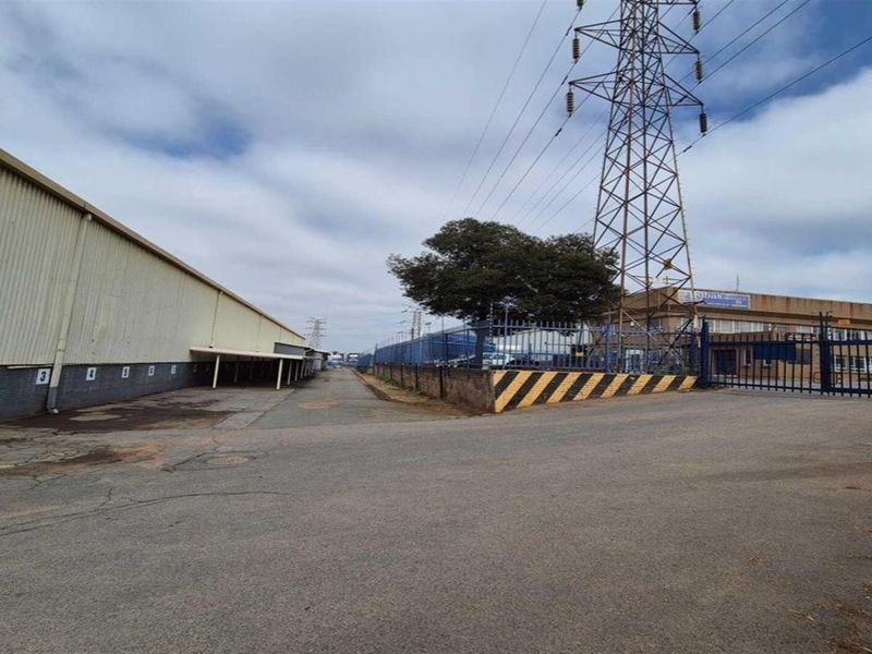 Industrial Property For Sale in Cleveland, Johannesburg - Photo 10